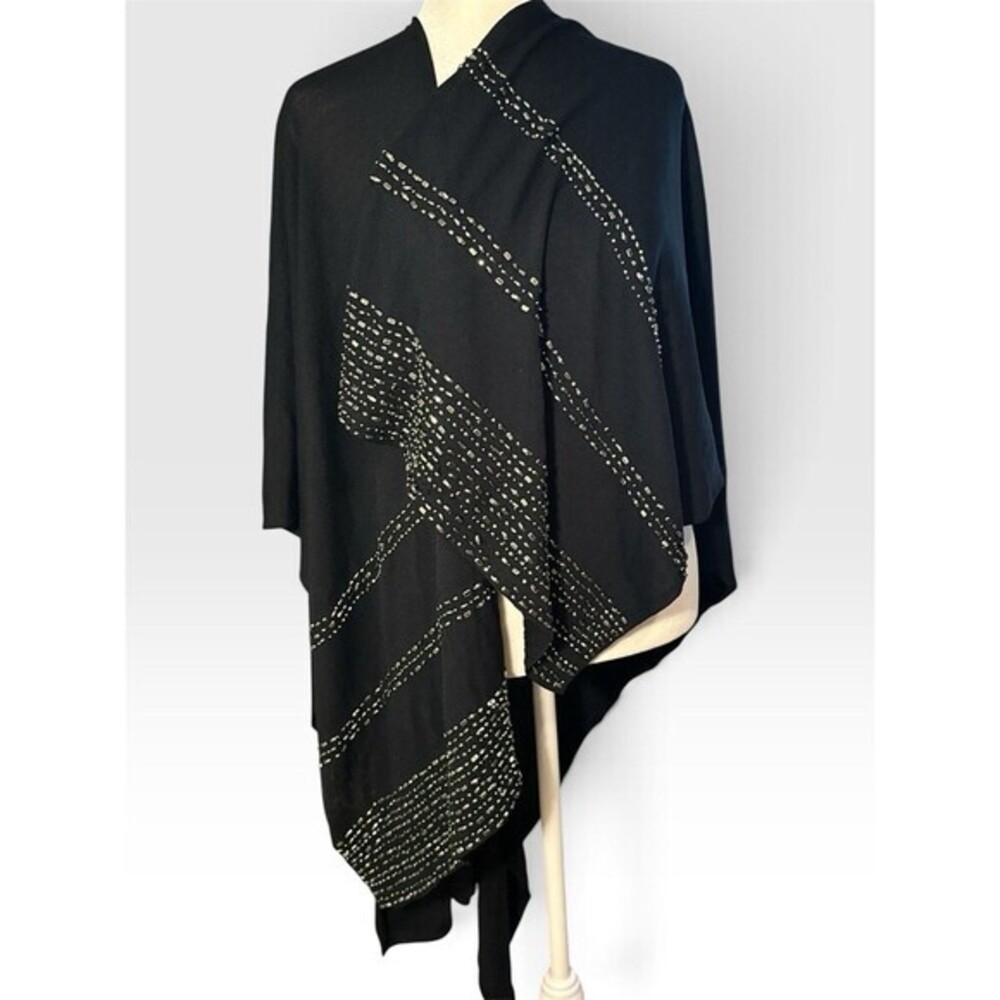Chicos shimmering Ruana Shawl Black & Silvertone Metallic Beads Glamour Formal